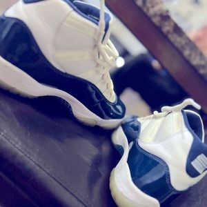 Air Jordan 11s retro Unc win like 82 size 9”